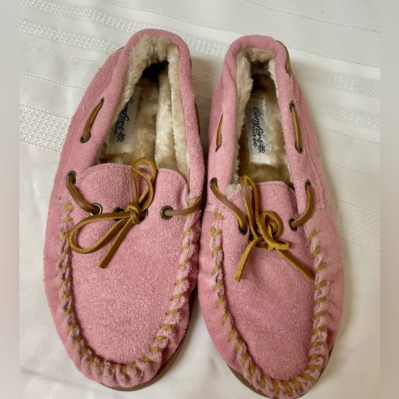 🎀Pink Suede Moccasin Slippers🎀 - Picture 2 of 14